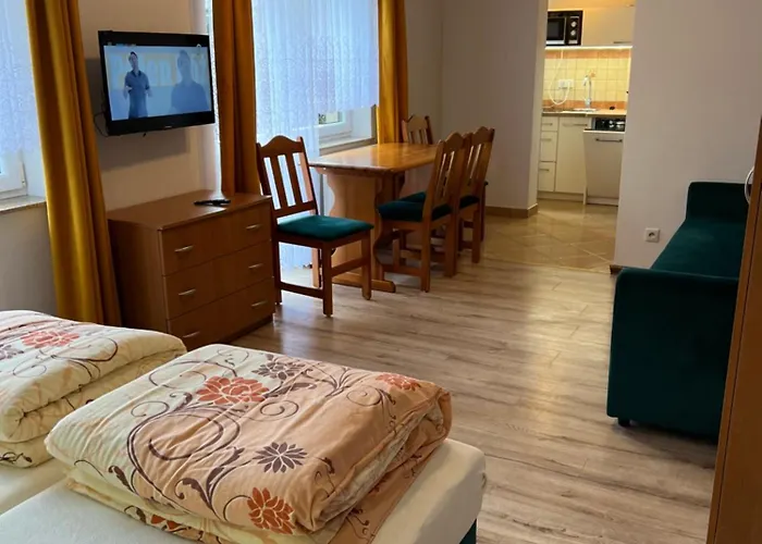 Δωμάτια σε οικογενειακή κατοικία Baracuda Dębki